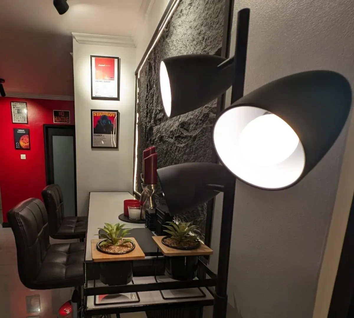 Daire Escape Studio Kingston